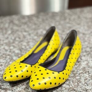 Emanuel Ungaro Yellow Polka Dot Flats Size 40 EU